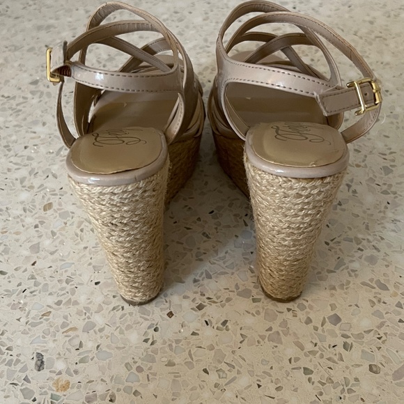 Fergalicious espadrilles 7.5 US - Picture 3 of 6